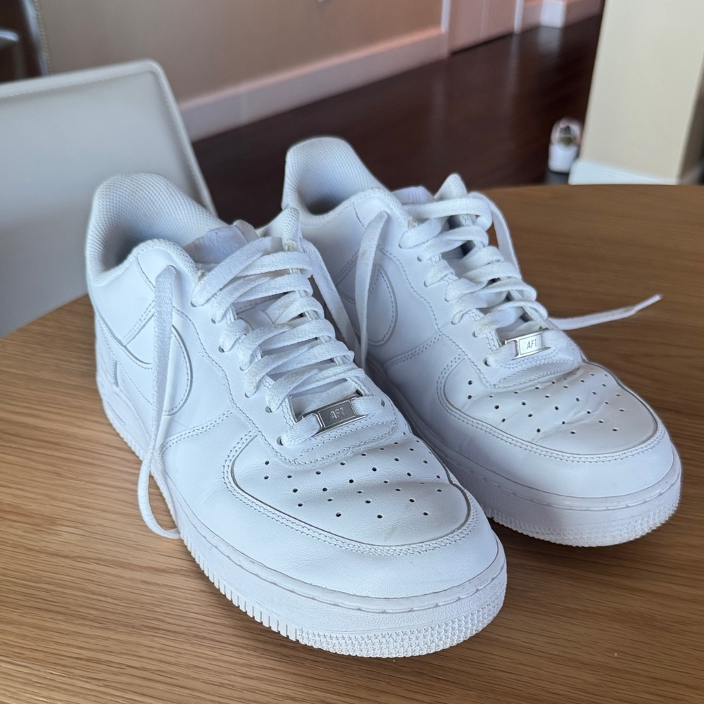 Nike Men's All-white air force 1